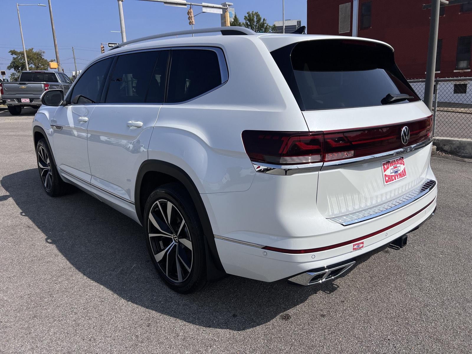 2025 Volkswagen Atlas 2.0T SEL Premium R-Line