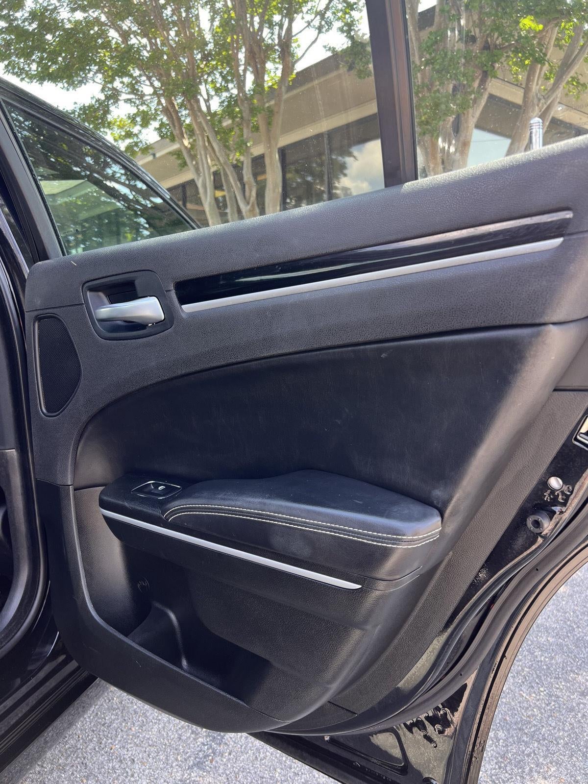 2023 Chrysler 300 300S