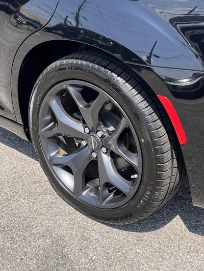 2023 Chrysler 300 300S