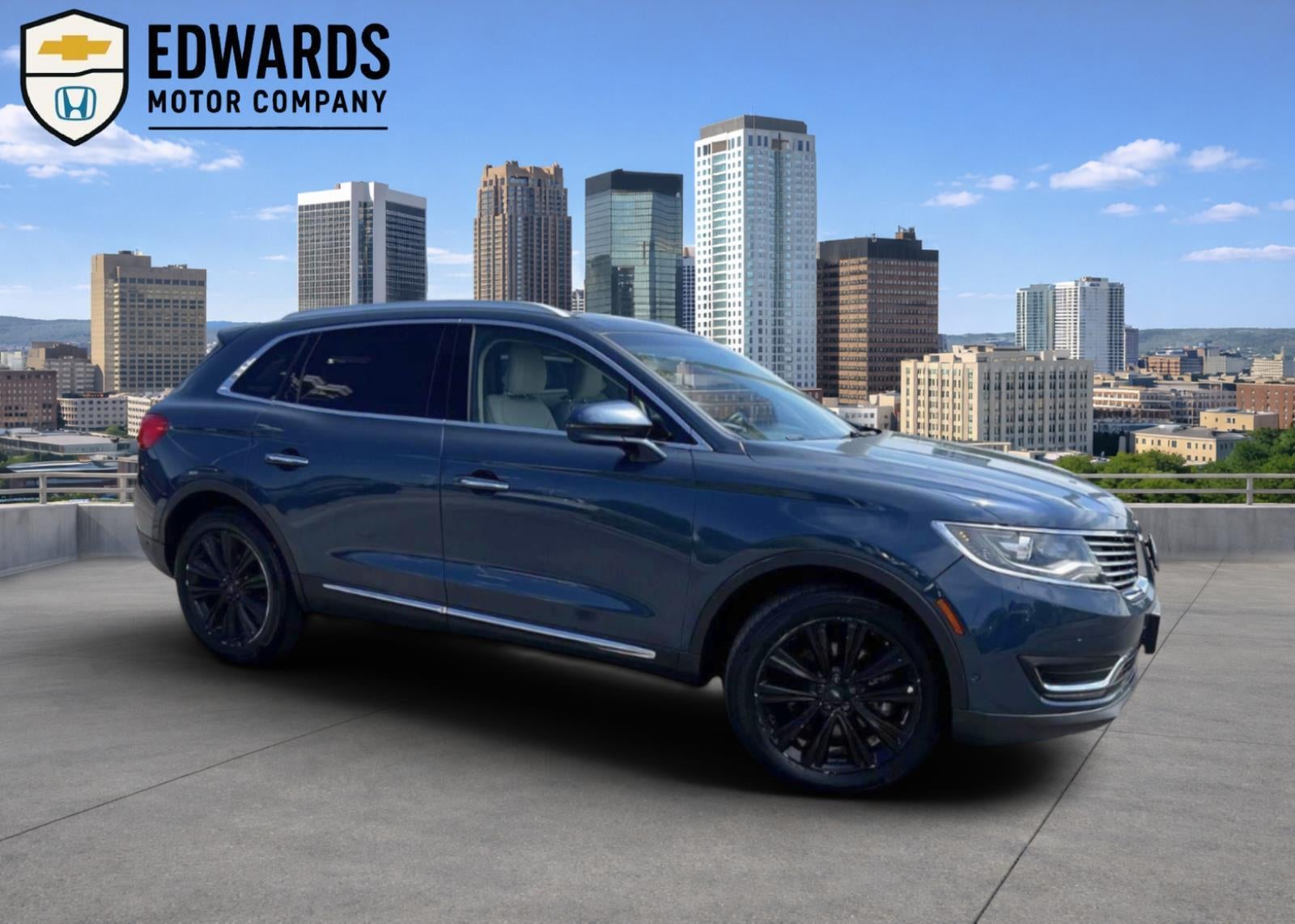2016 Lincoln MKX Reserve AWD's photo