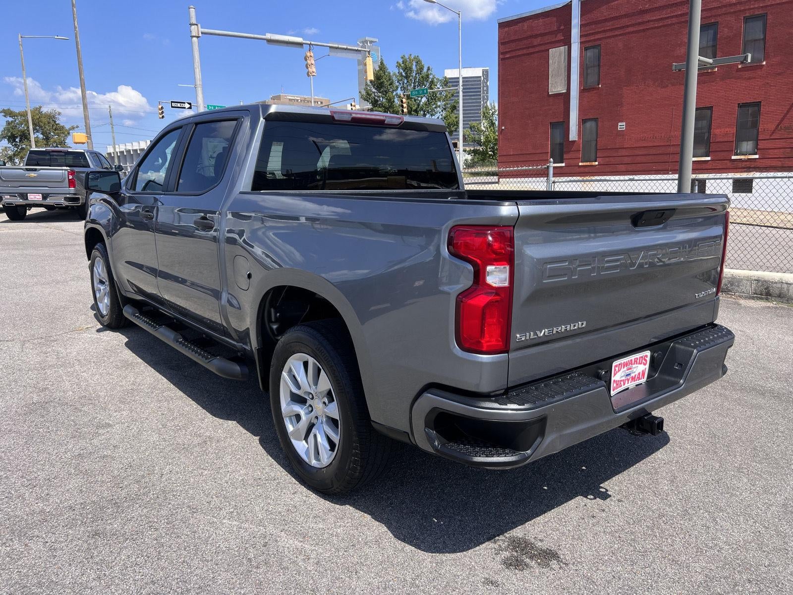 2021 Chevrolet Silverado 1500 Custom