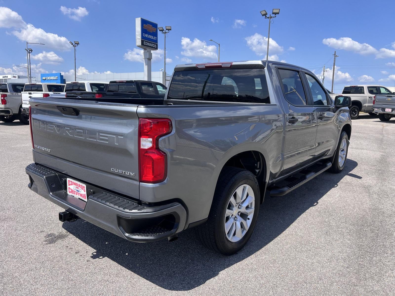 2021 Chevrolet Silverado 1500 Custom