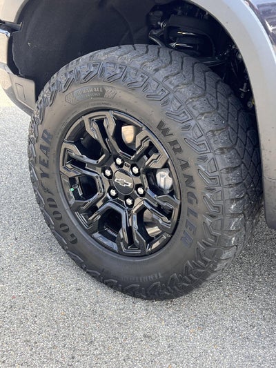 2023 Chevrolet Silverado 1500 ZR2