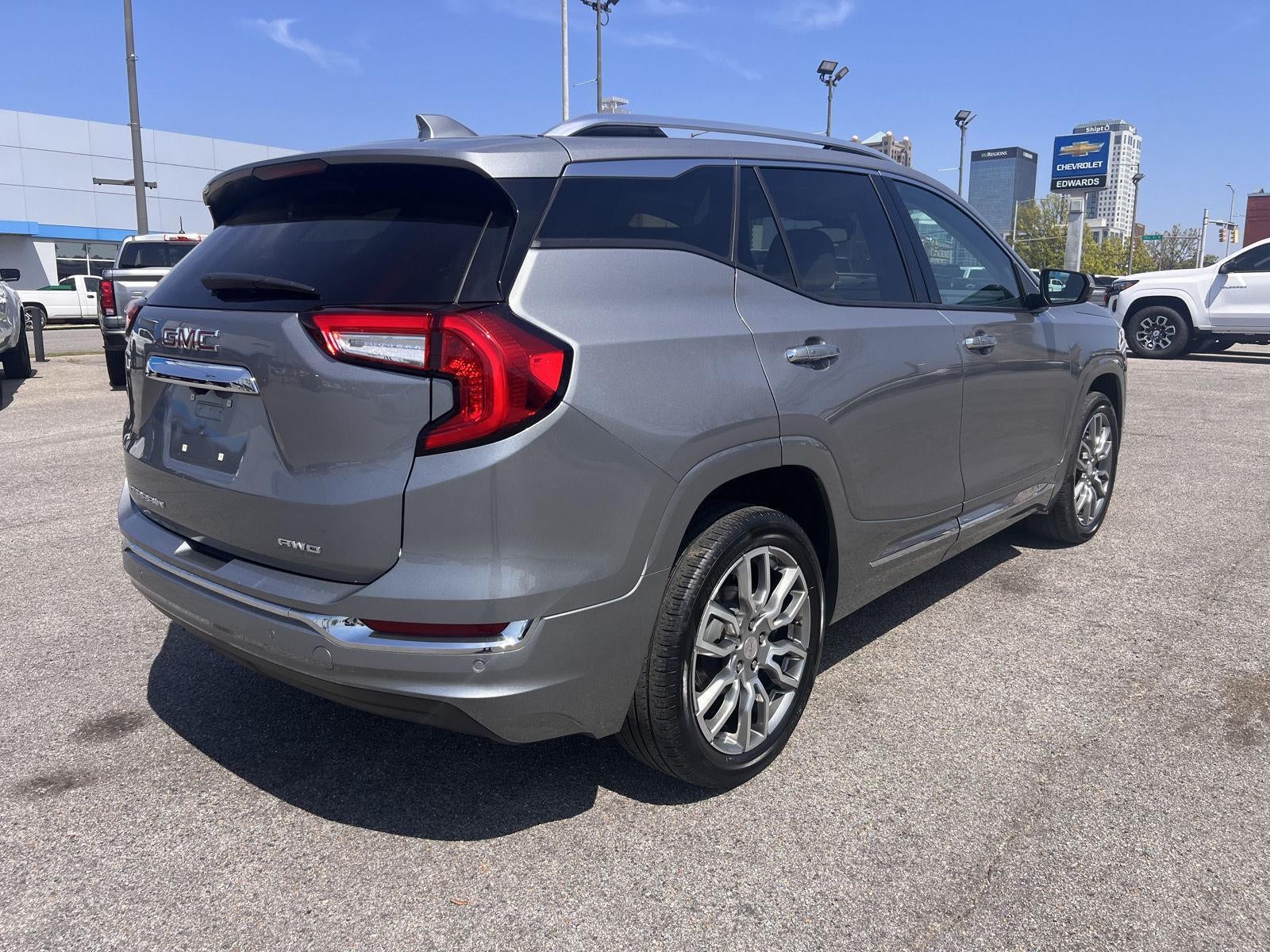 2023 GMC Terrain Denali