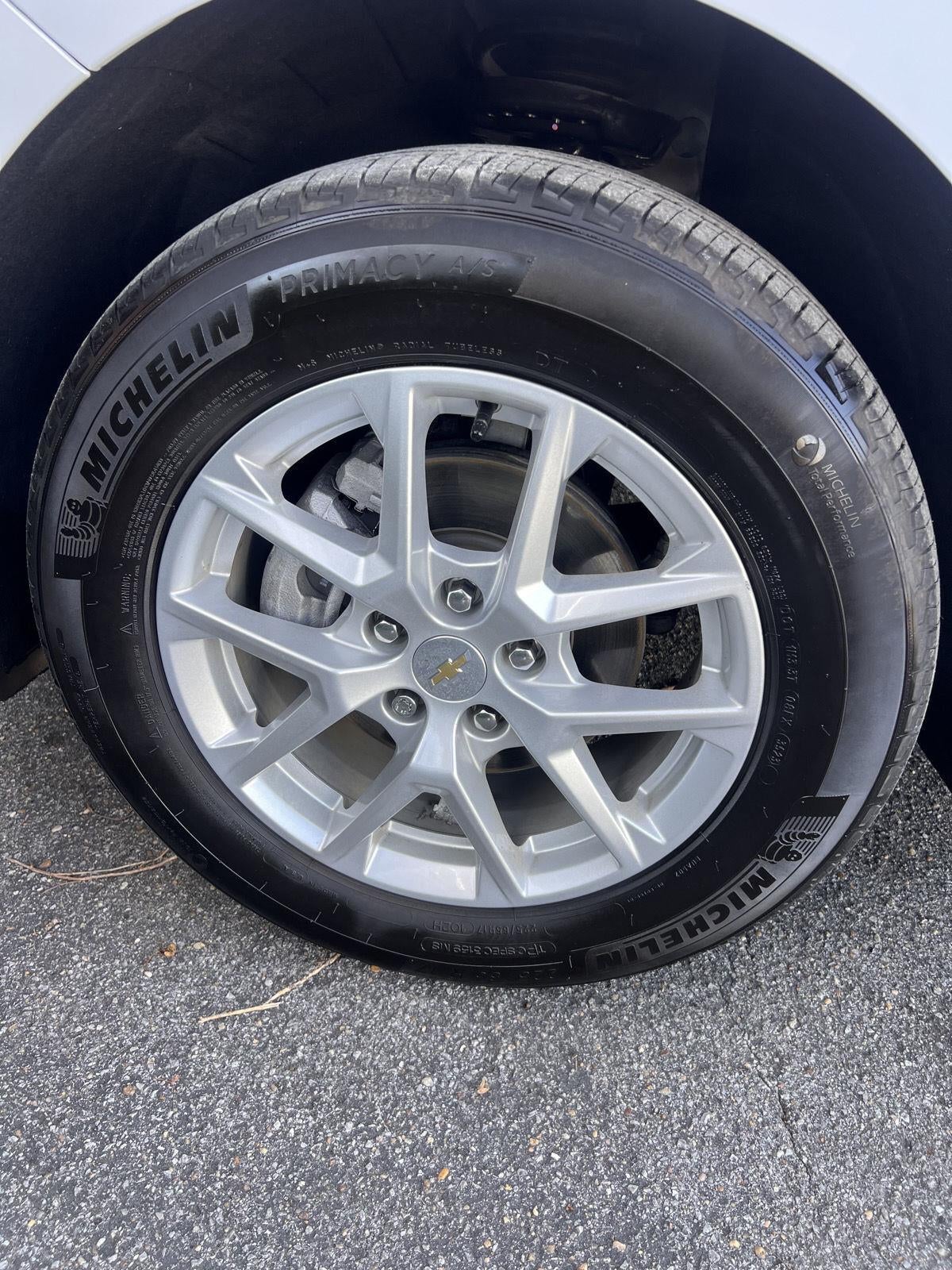 2024 Chevrolet Equinox LS