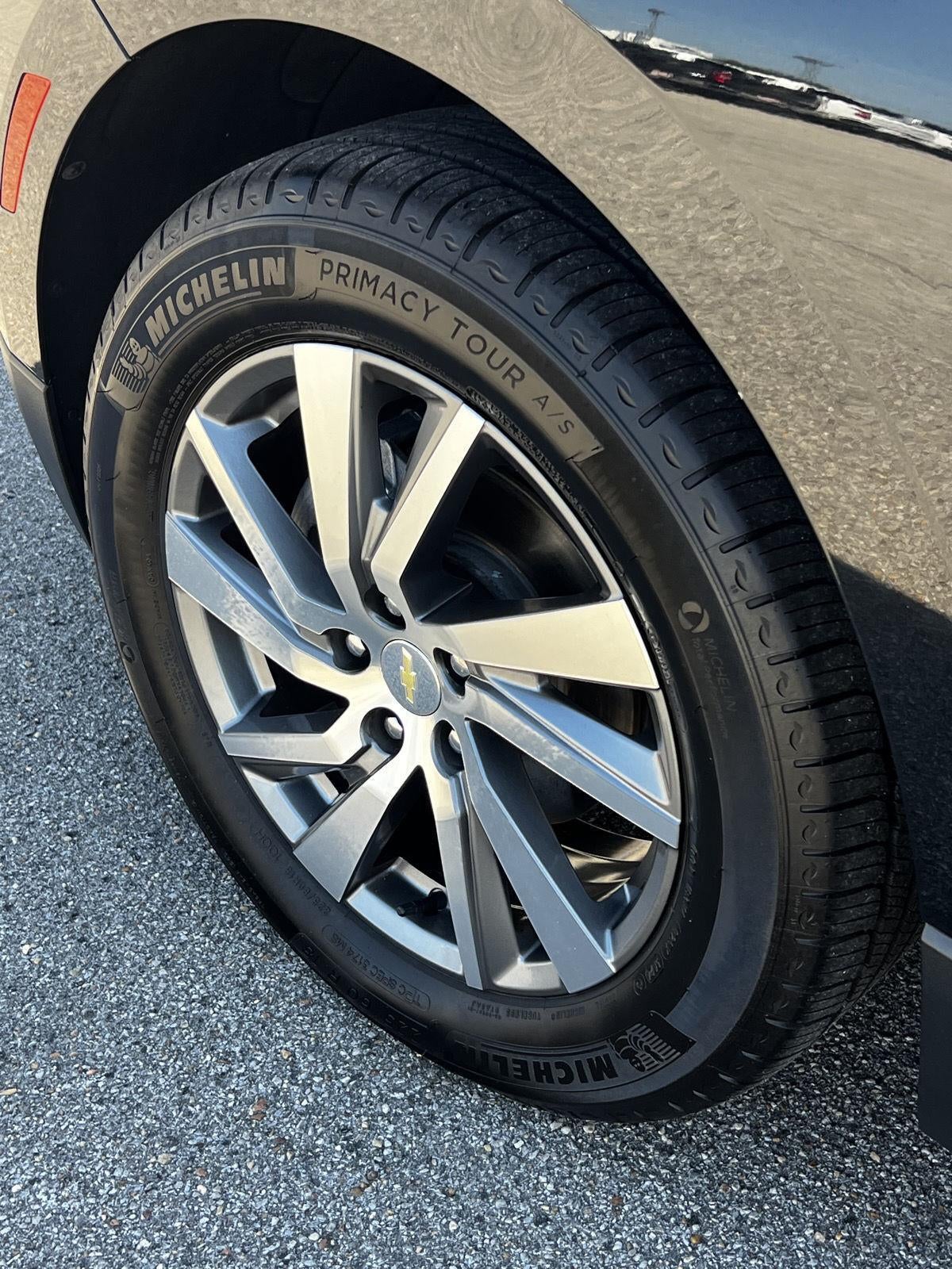 2023 Chevrolet Equinox Premier
