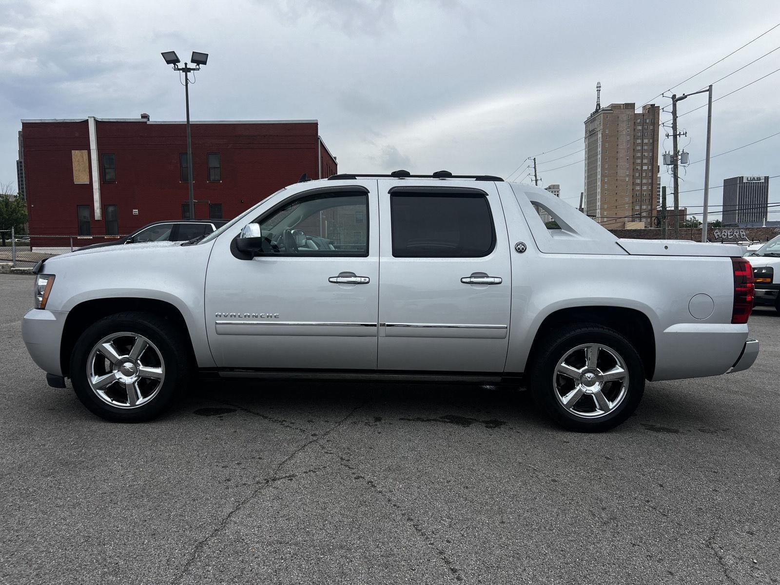 2013 Chevrolet Avalanche LTZ