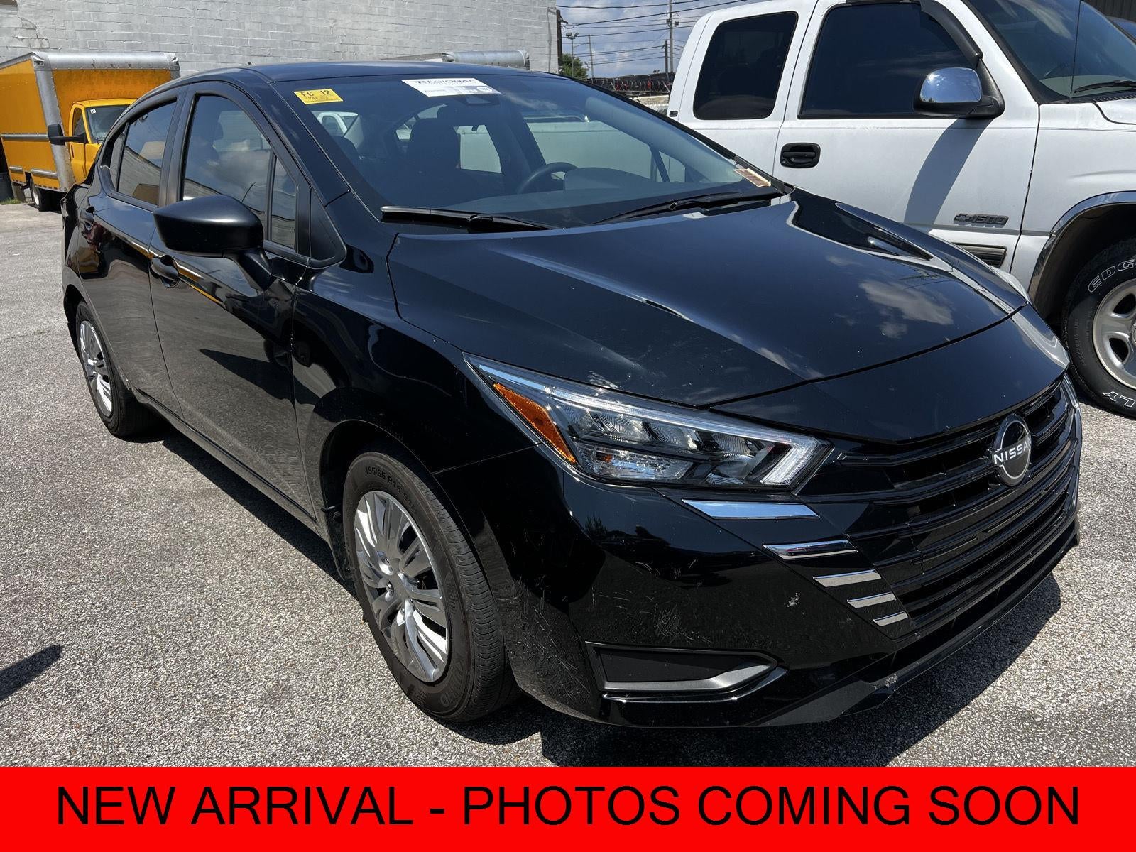 2025 Nissan Versa 1.6 S CVT's photo