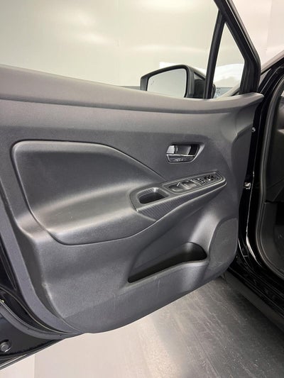 2023 Nissan Versa SV