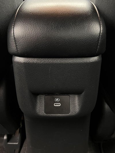 2023 Nissan Versa SV
