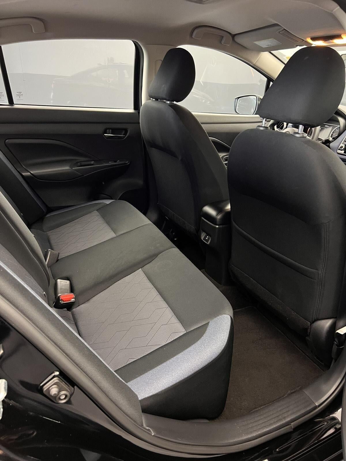 2023 Nissan Versa SV