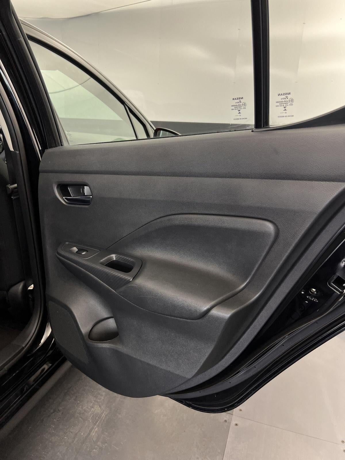 2023 Nissan Versa SV