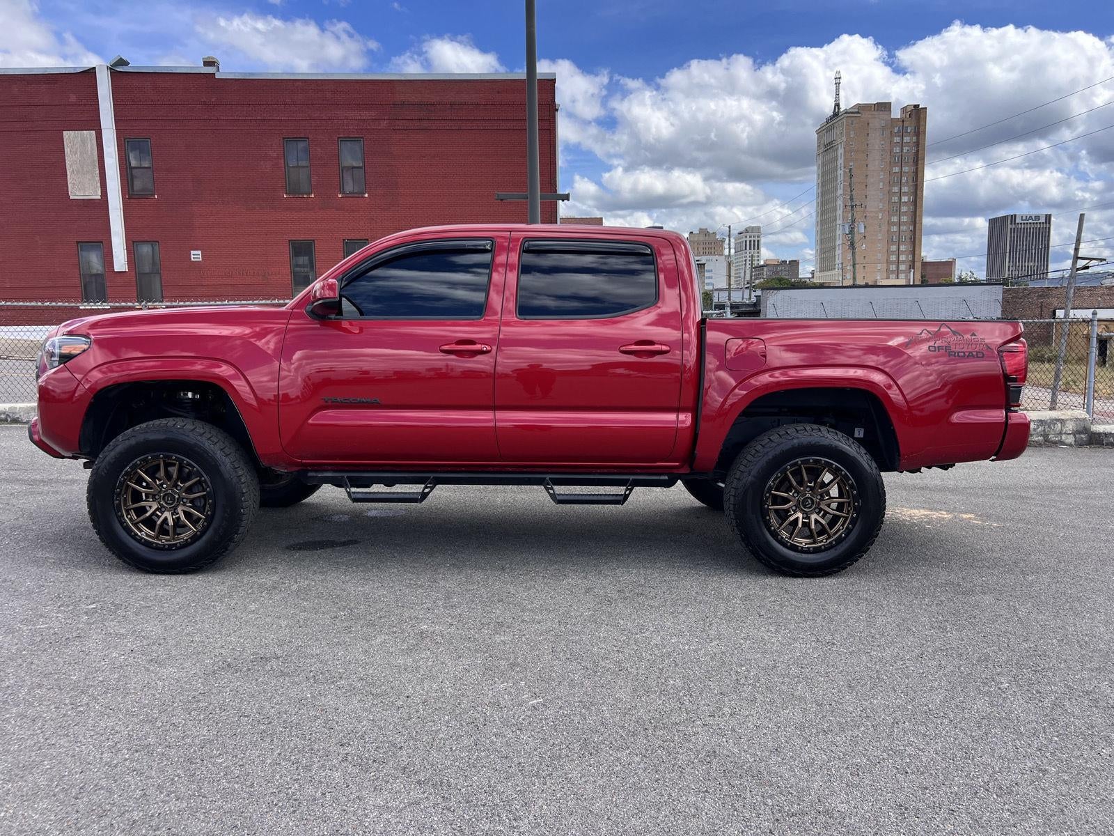 2020 Toyota Tacoma 4WD SR5