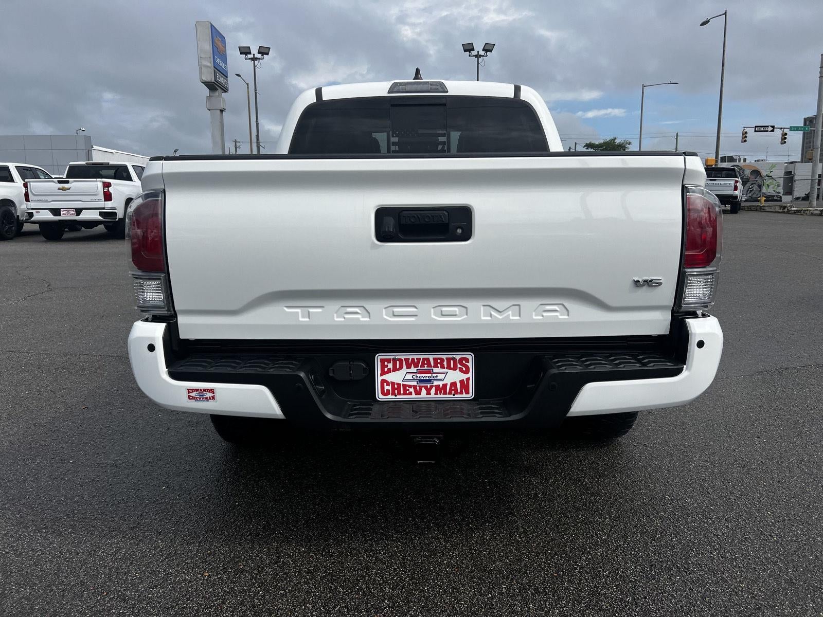 2022 Toyota Tacoma 4WD SR