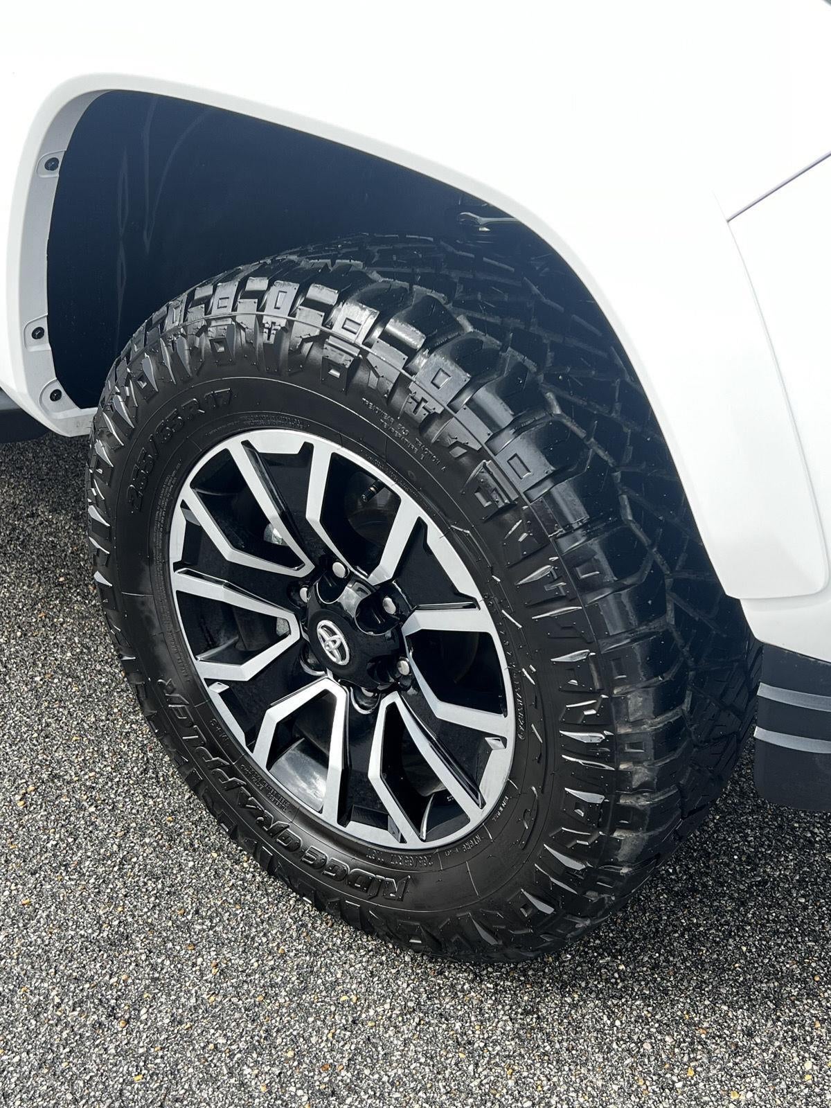 2022 Toyota Tacoma 4WD SR