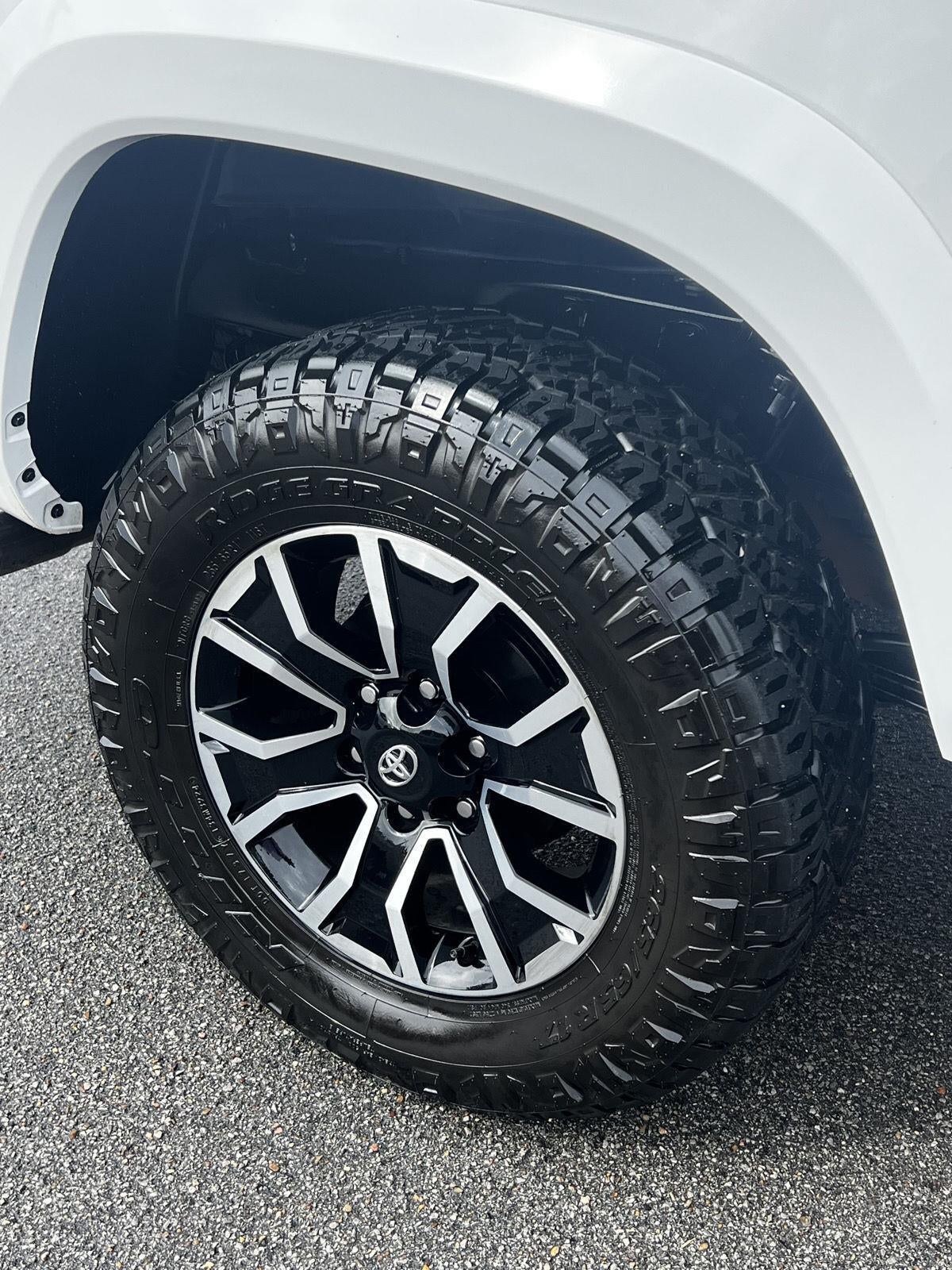 2022 Toyota Tacoma 4WD SR