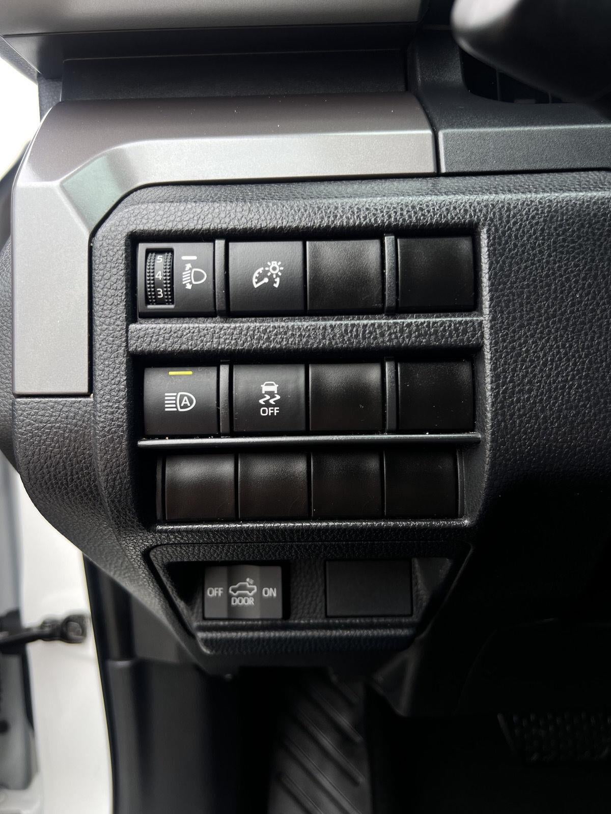 2024 Toyota Tacoma 2WD SR5