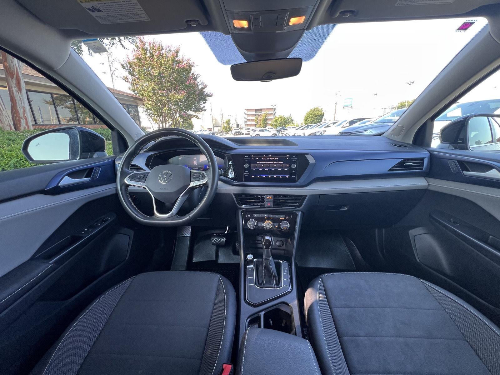 2024 Volkswagen Taos SE