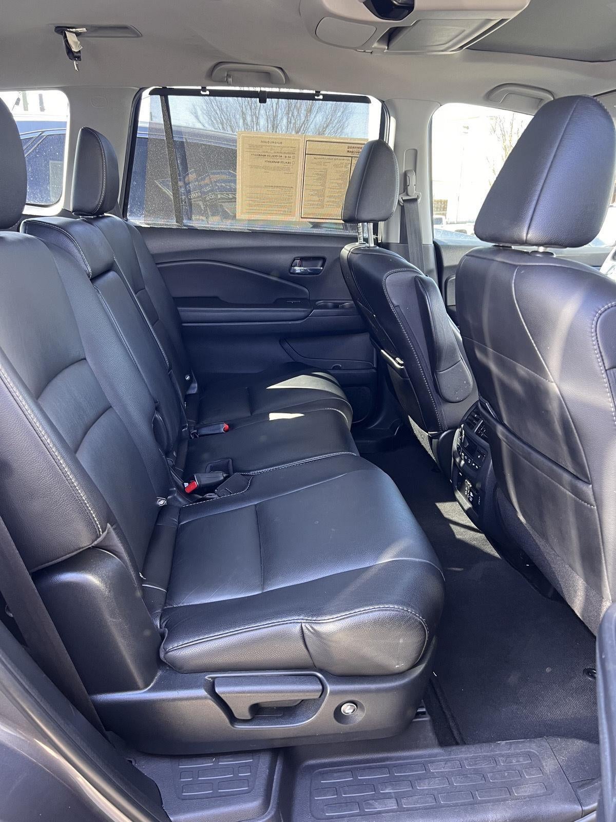 2021 Honda Pilot Touring 8-Passenger