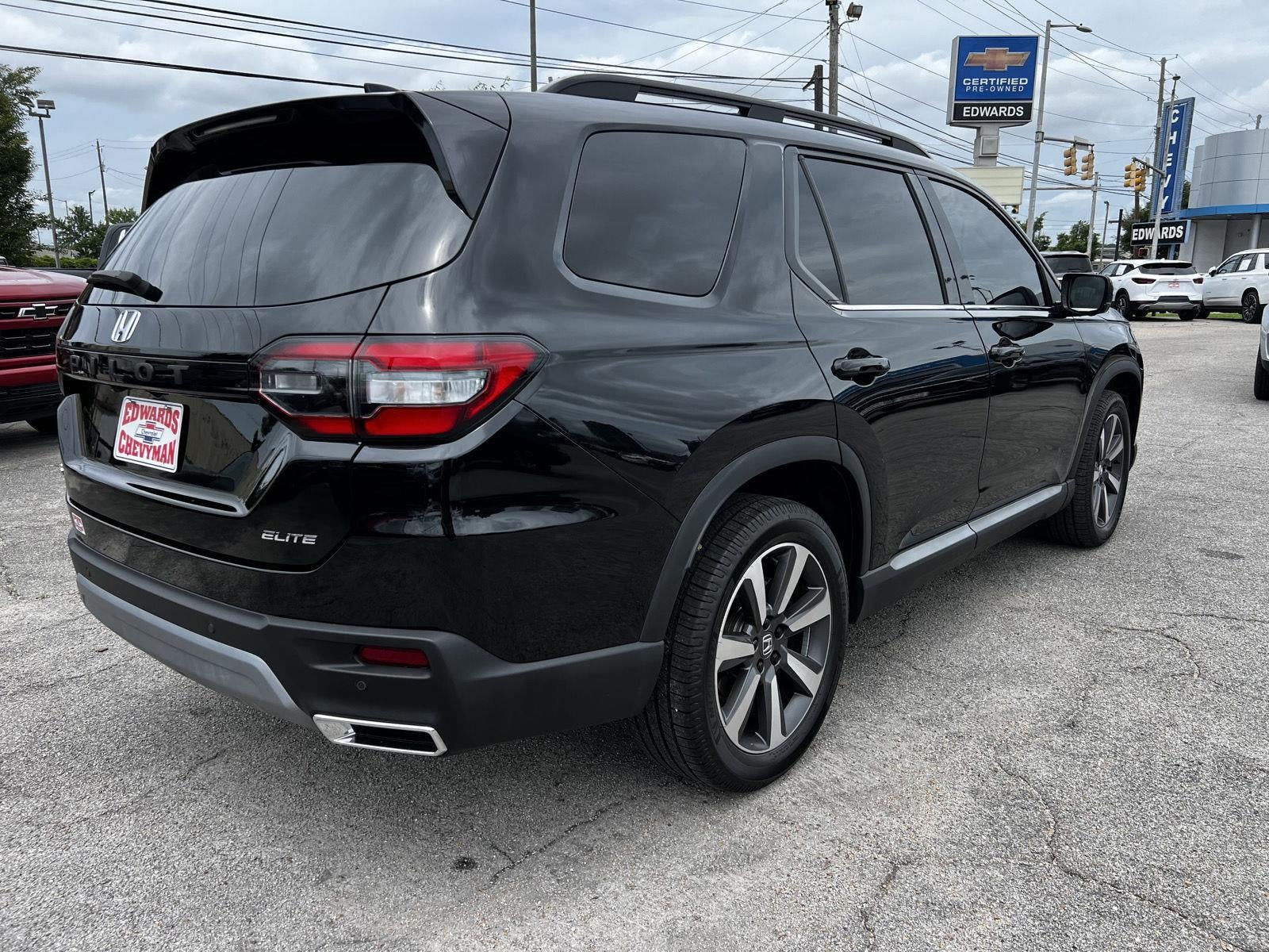 2023 Honda Pilot Elite