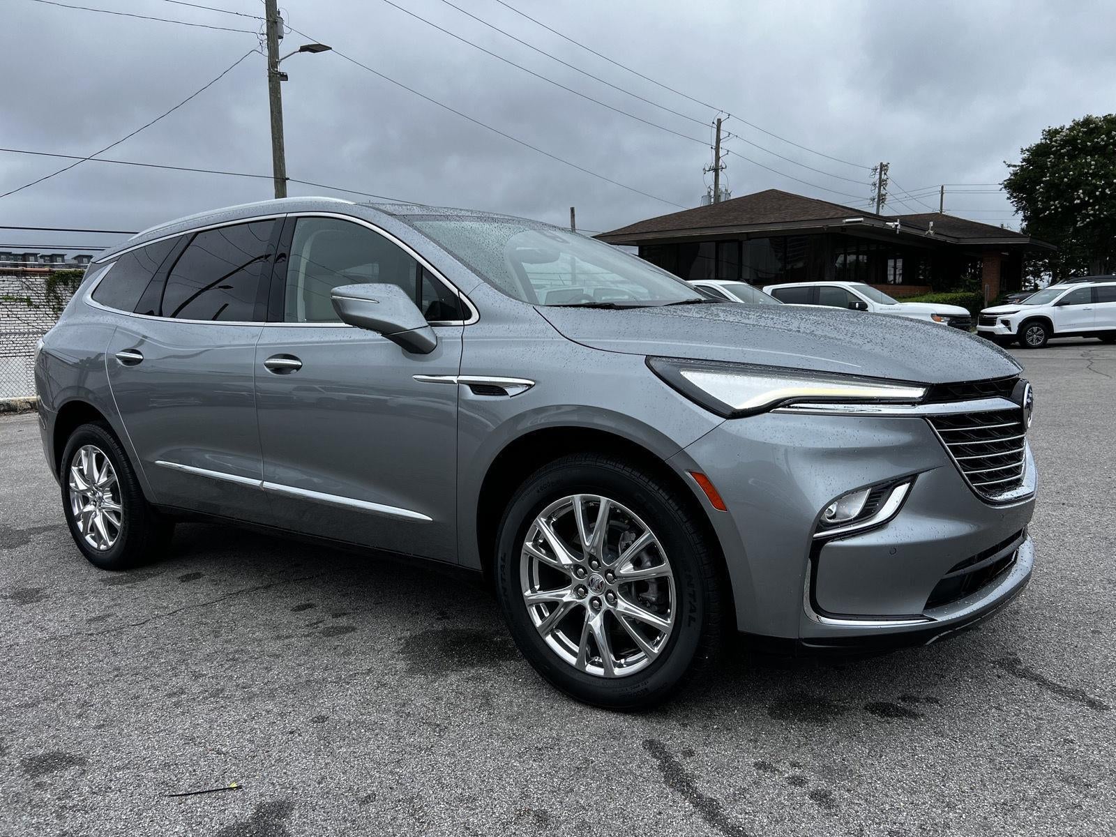 2023 Buick Enclave Premium