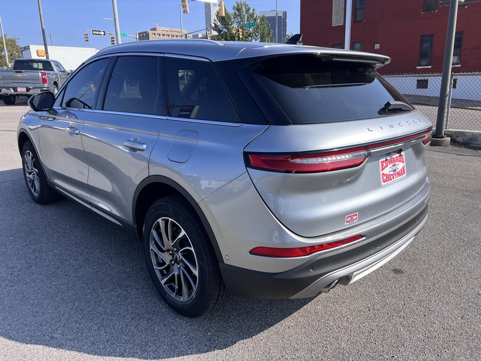 2022 Lincoln Corsair Standard