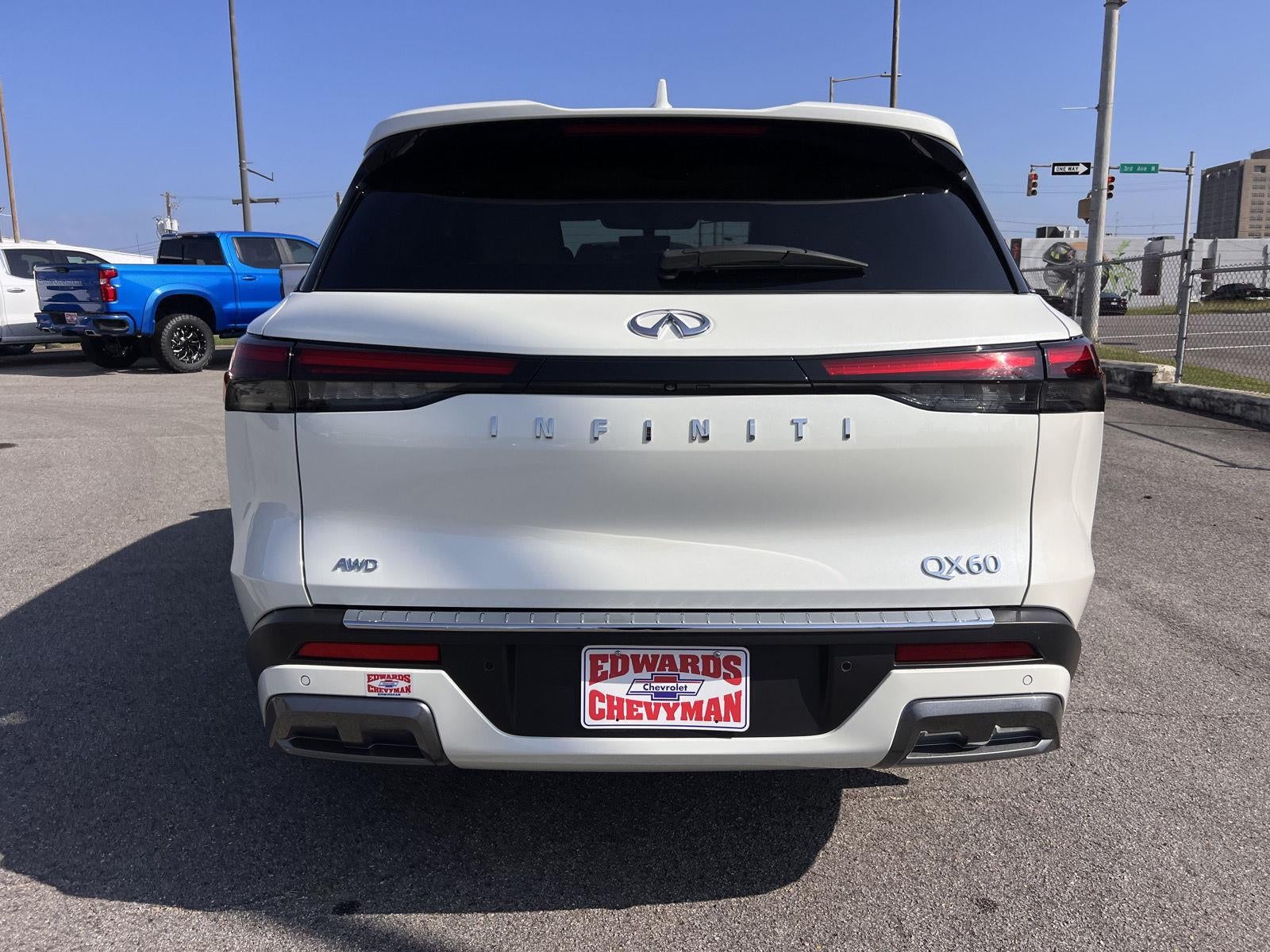 2025 INFINITI QX60 SENSORY