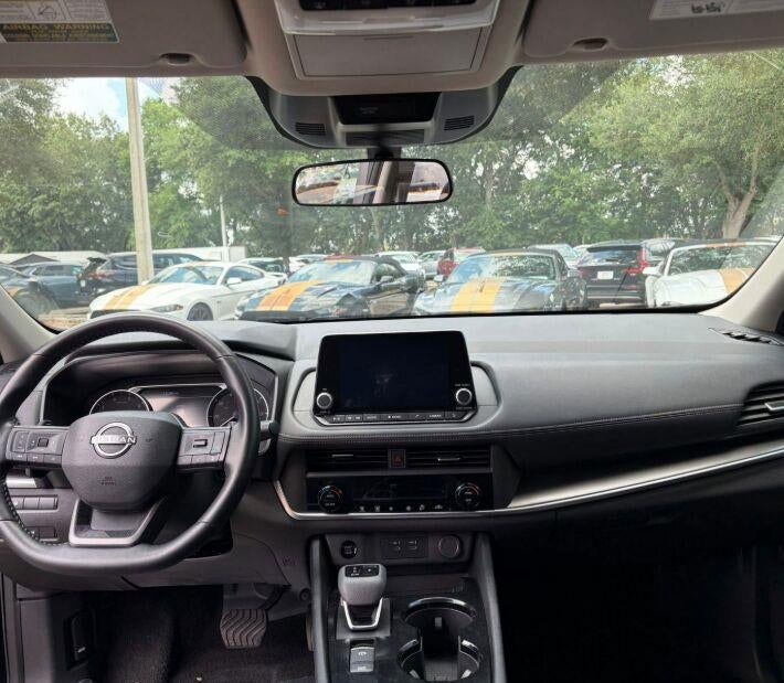 2025 Nissan Rogue SV