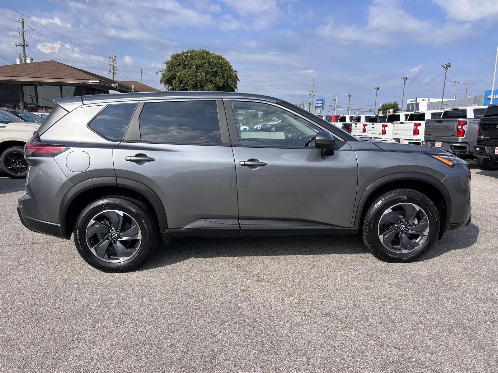 2024 Nissan Rogue SV