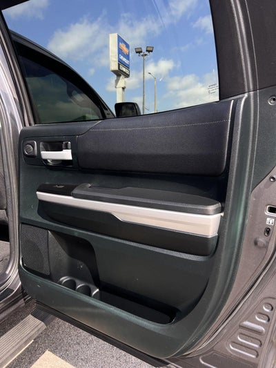 2017 Toyota Tundra 2WD SR5