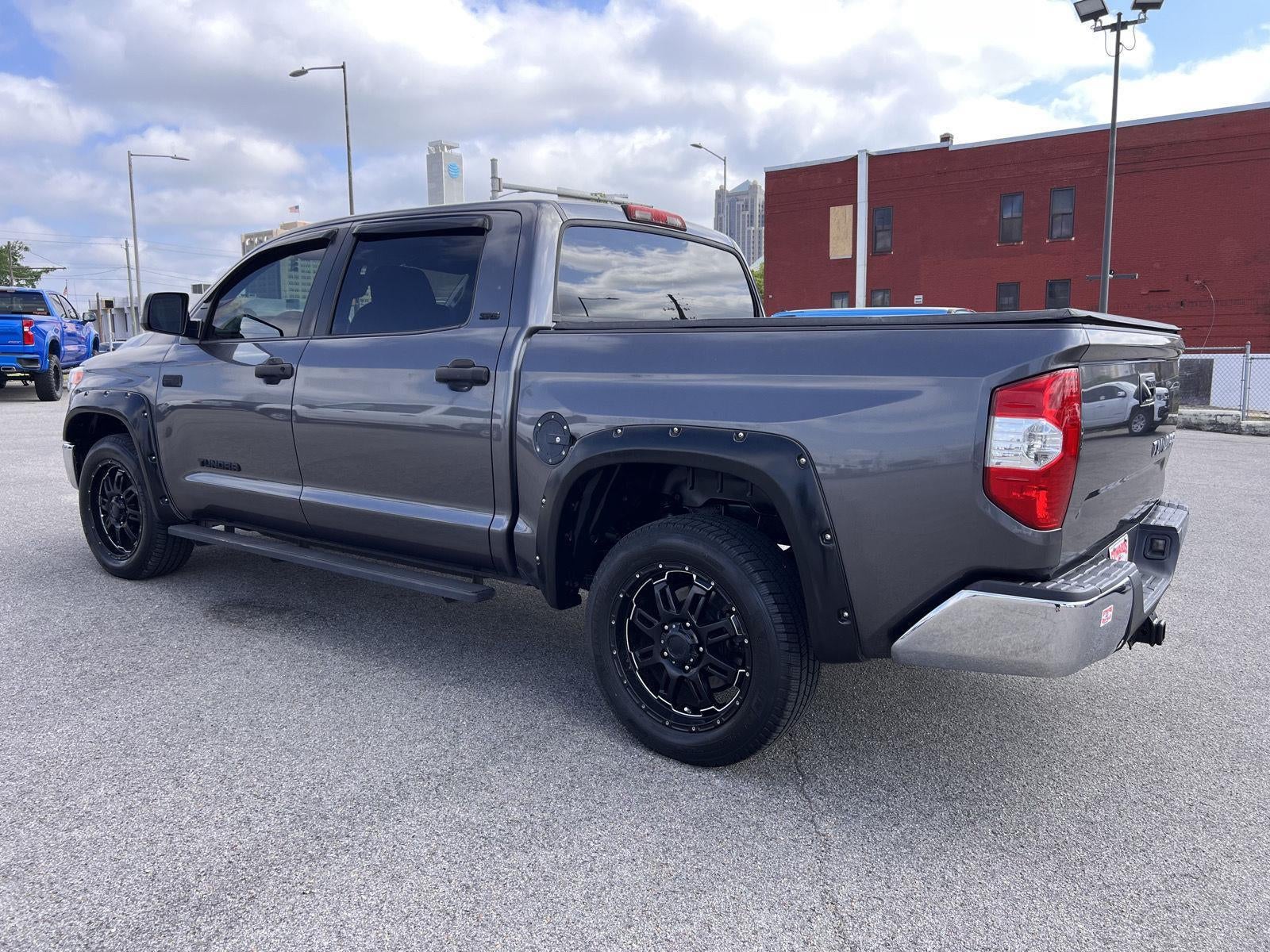 2017 Toyota Tundra 2WD SR5