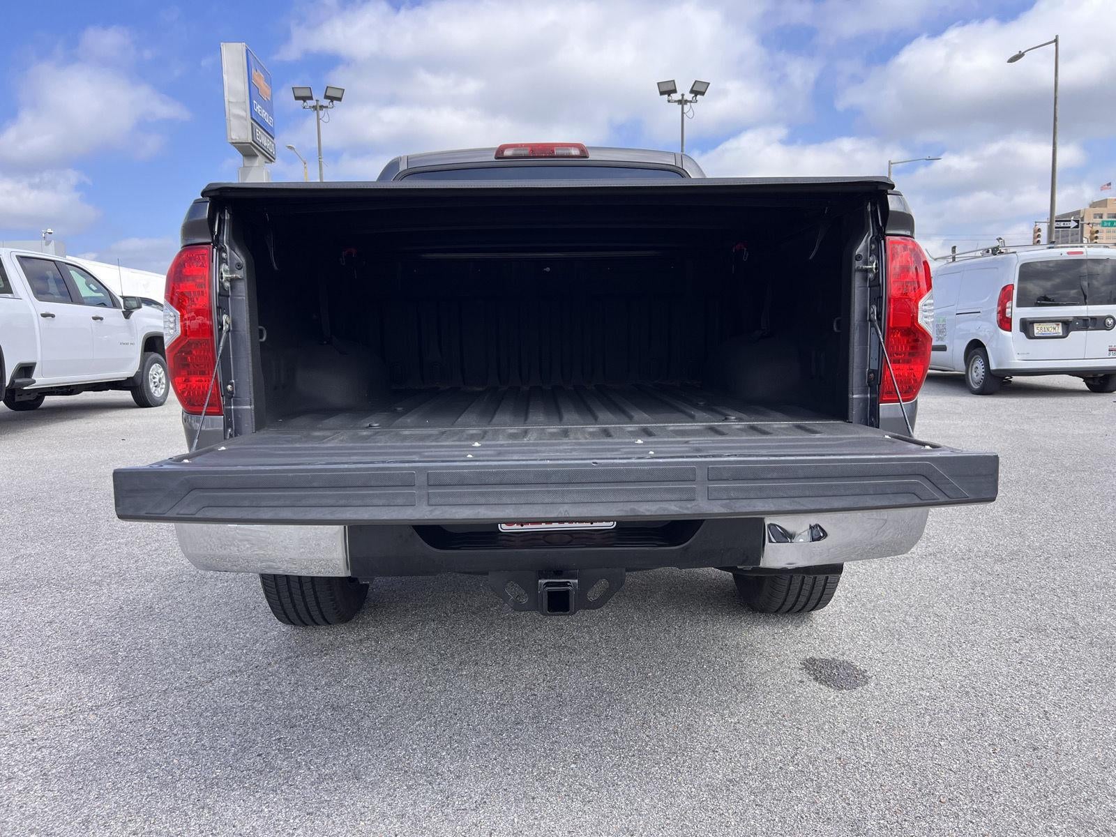 2017 Toyota Tundra 2WD SR5