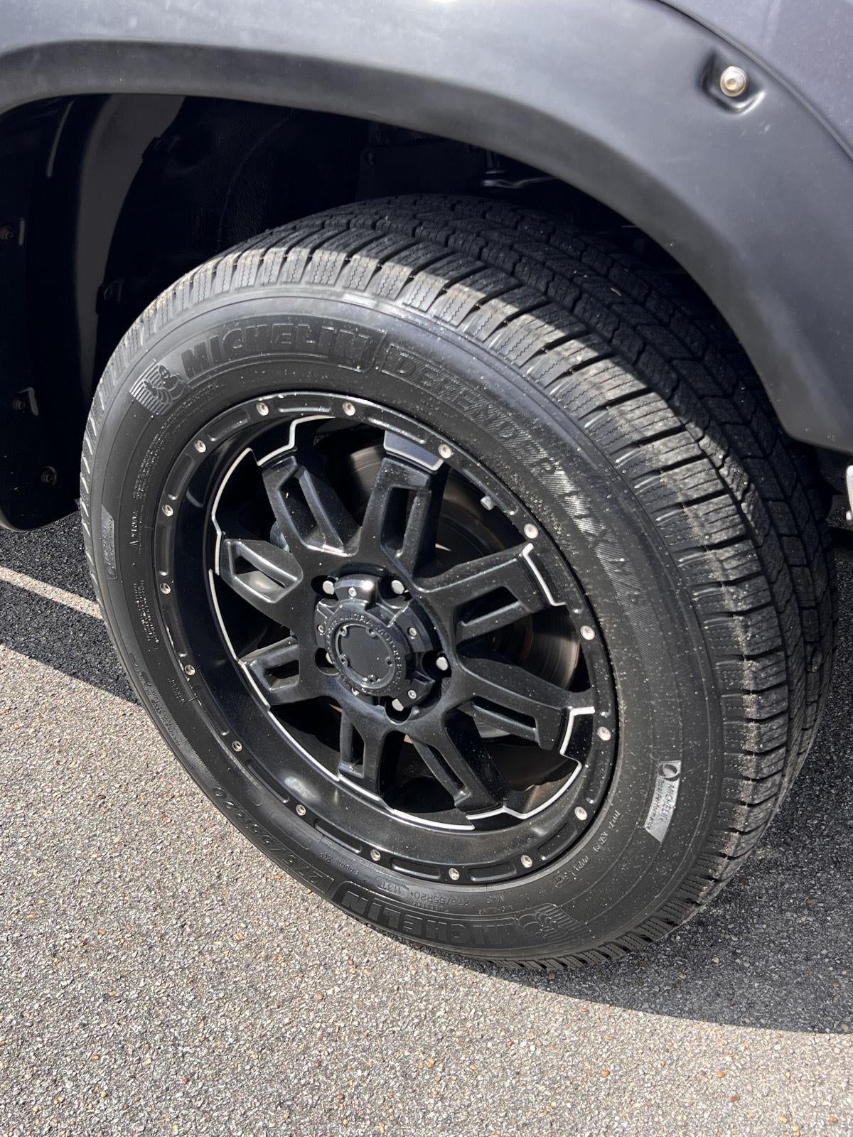 2017 Toyota Tundra 2WD SR5