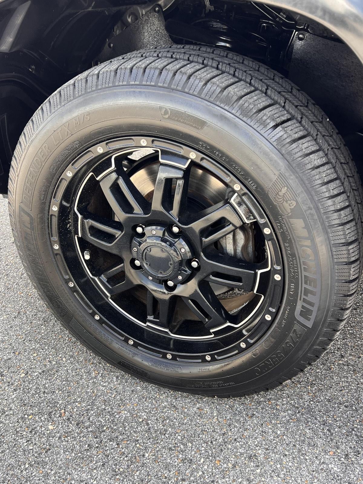 2017 Toyota Tundra 2WD SR5