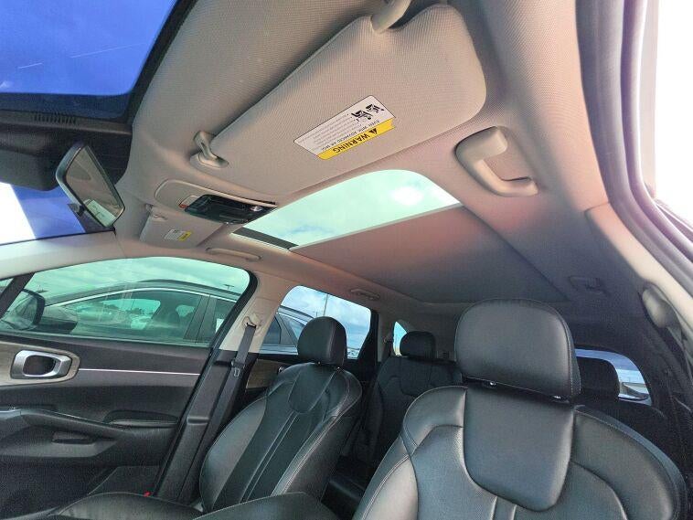 2022 Kia Sorento EX