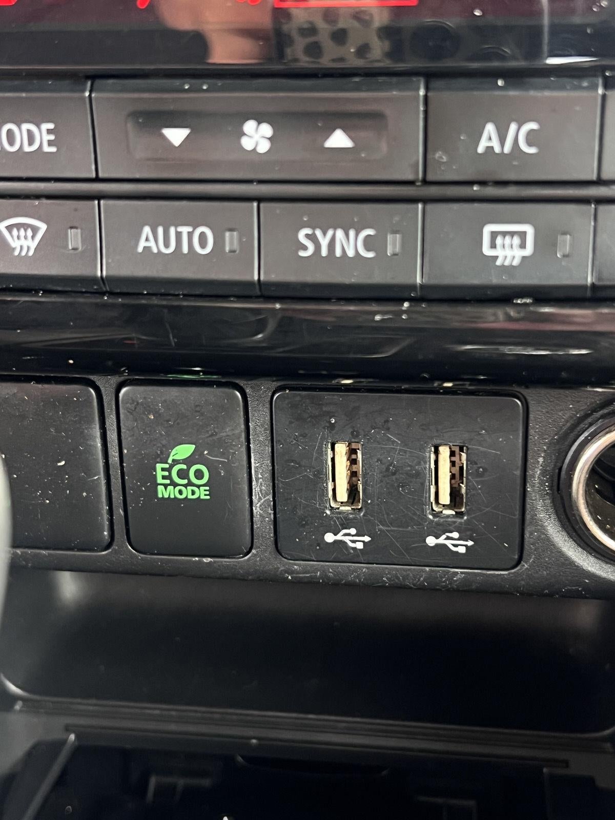 2023 Mitsubishi Eclipse Cross SE