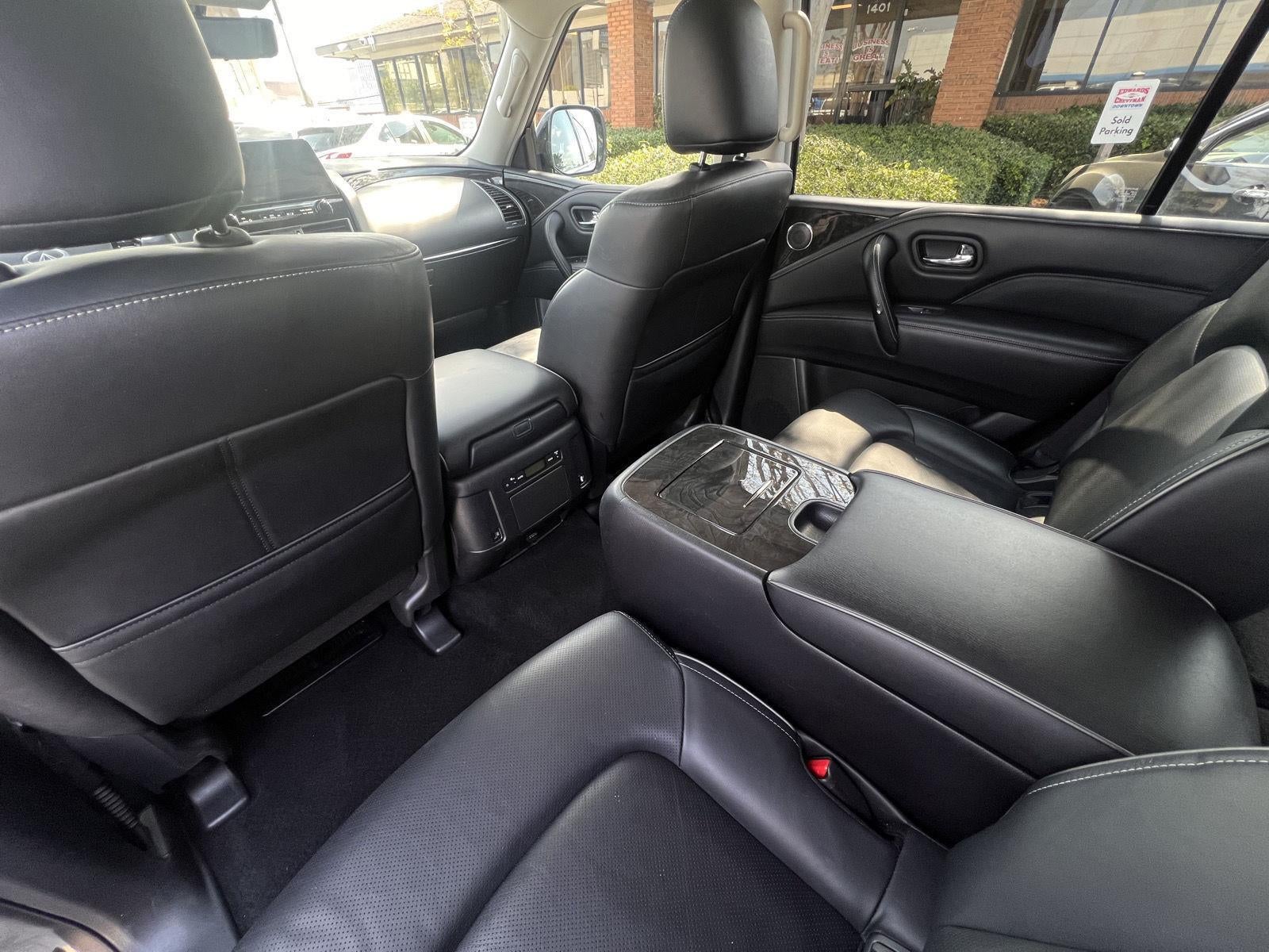 2024 INFINITI QX80 LUXE