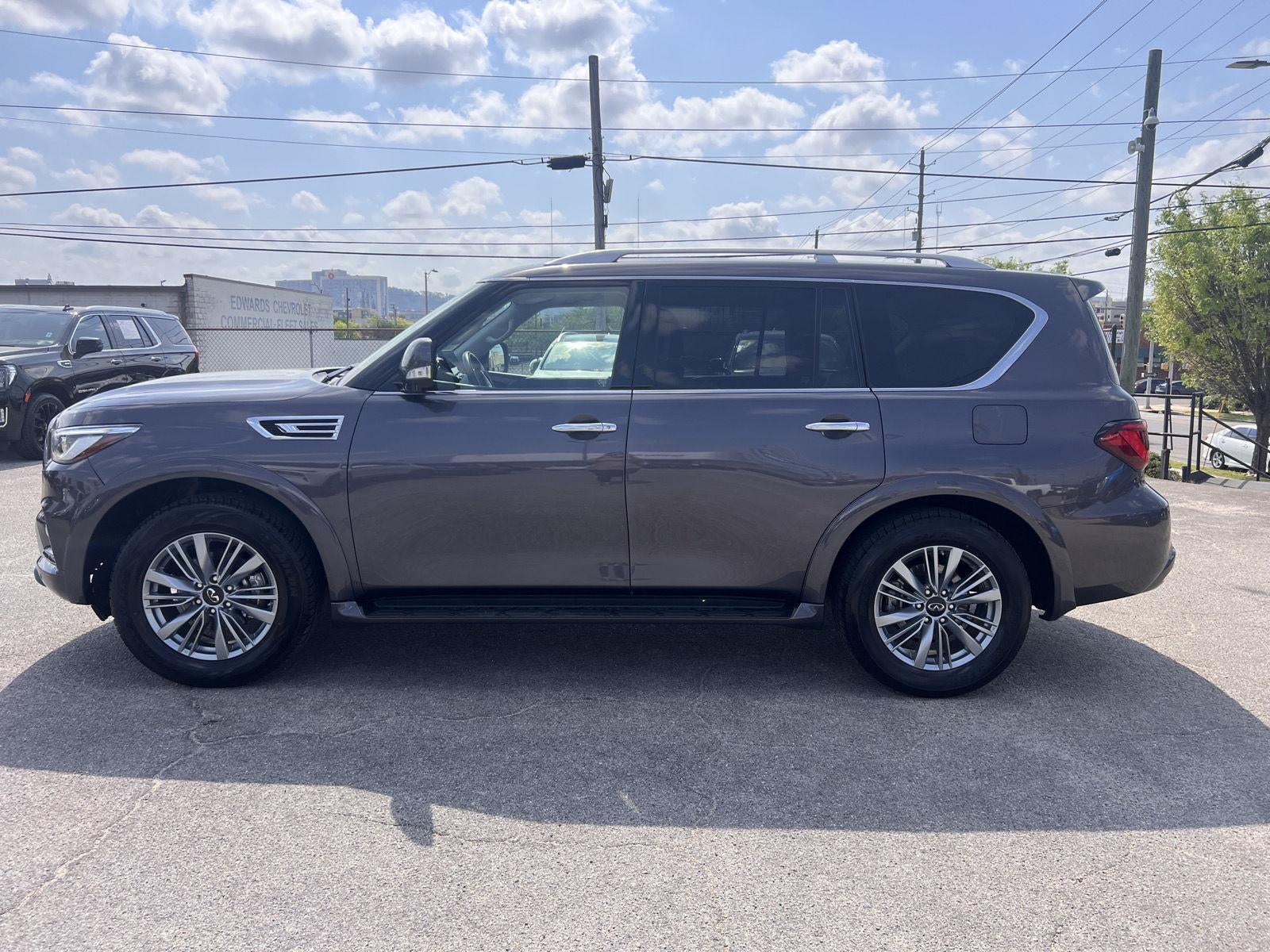 2024 INFINITI QX80 LUXE