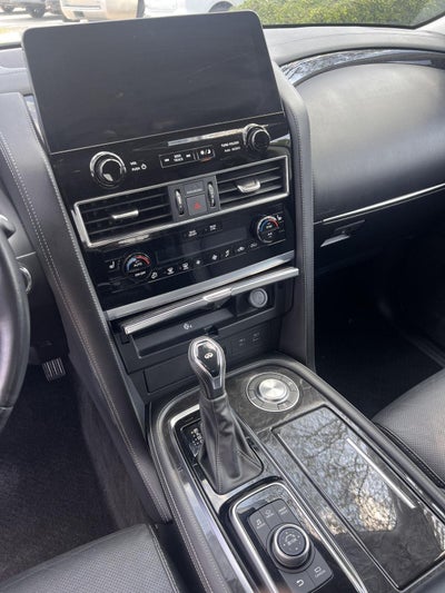 2024 INFINITI QX80 LUXE