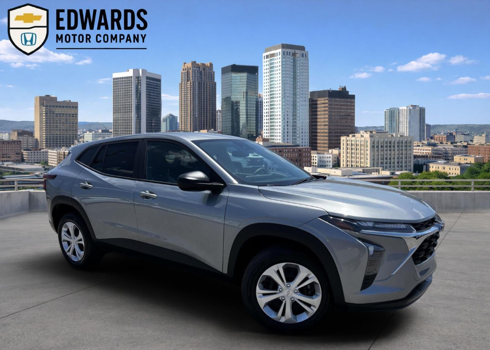 2025 Chevrolet Trax LS's photo