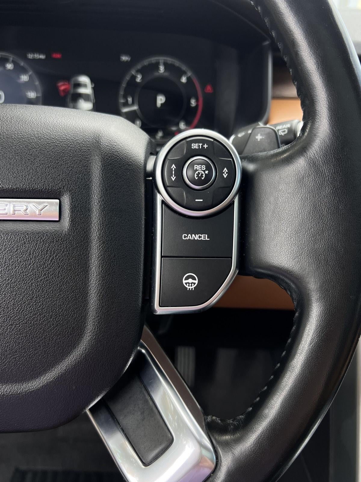 2018 Land Rover Discovery HSE Luxury