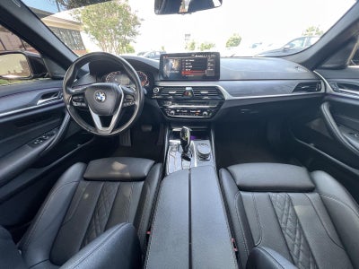 2023 BMW 5 Series 530i