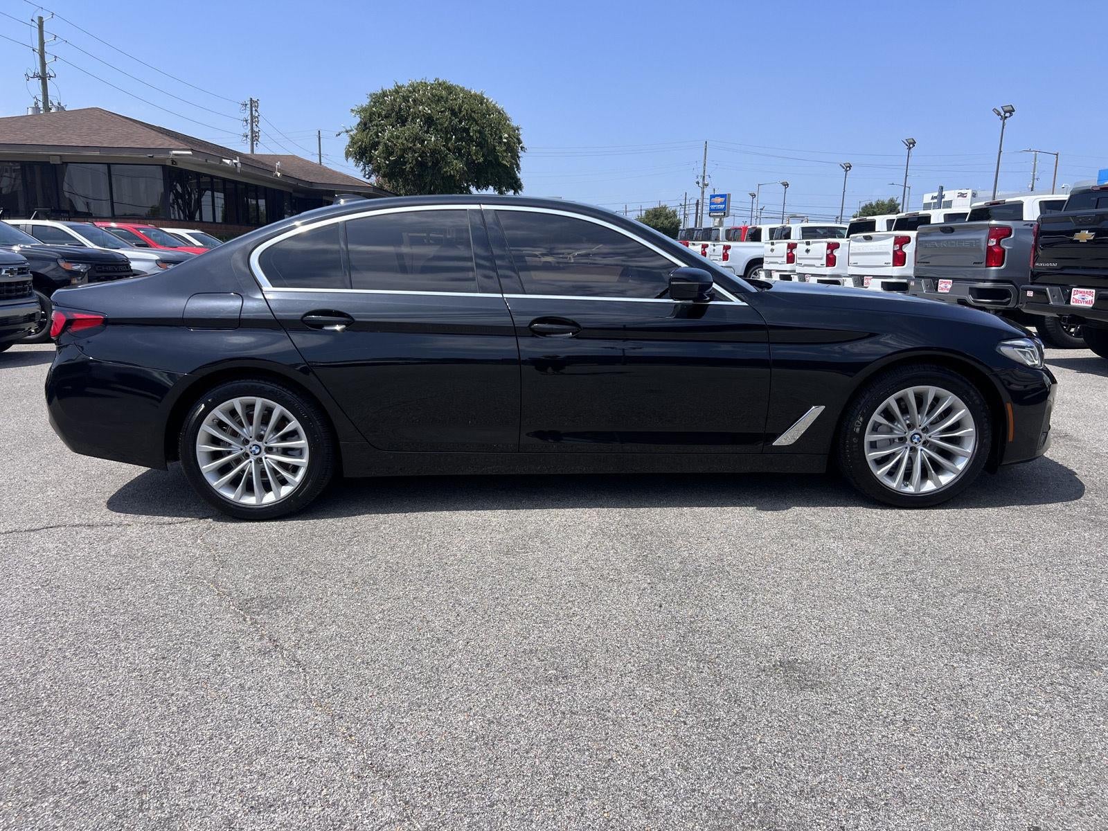 2023 BMW 5 Series 530i