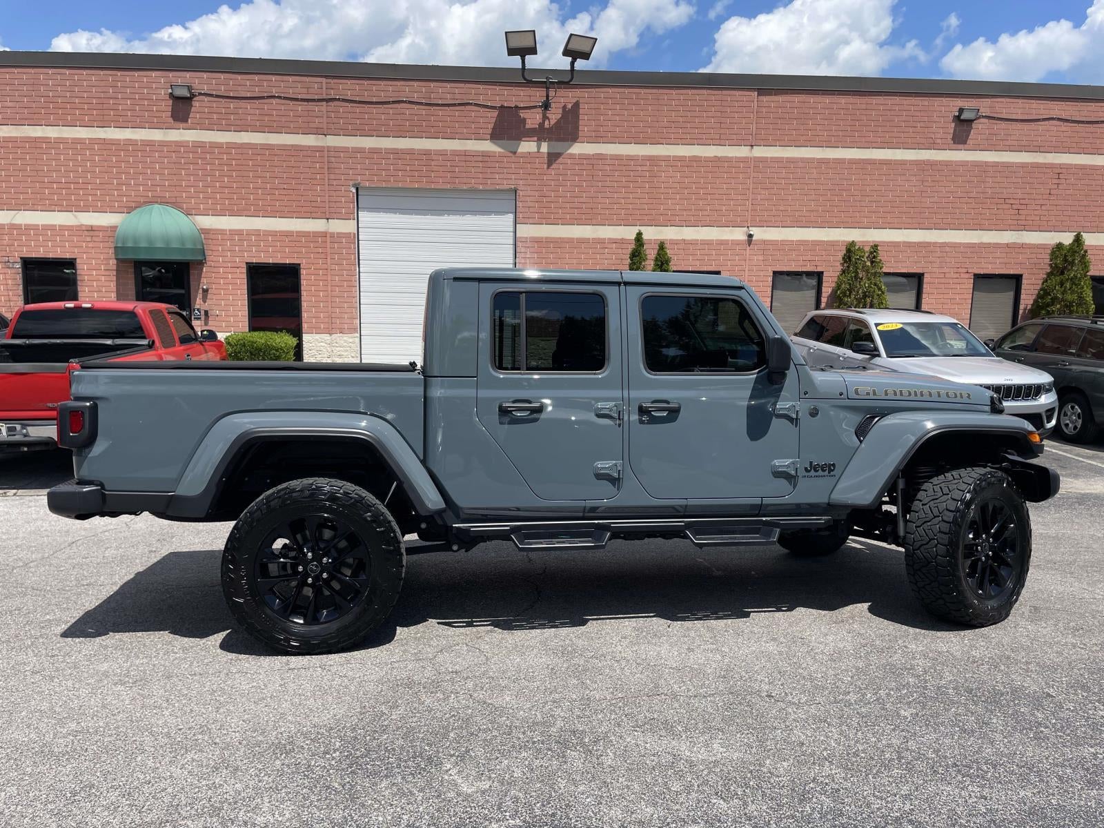 2024 Jeep Gladiator Nighthawk