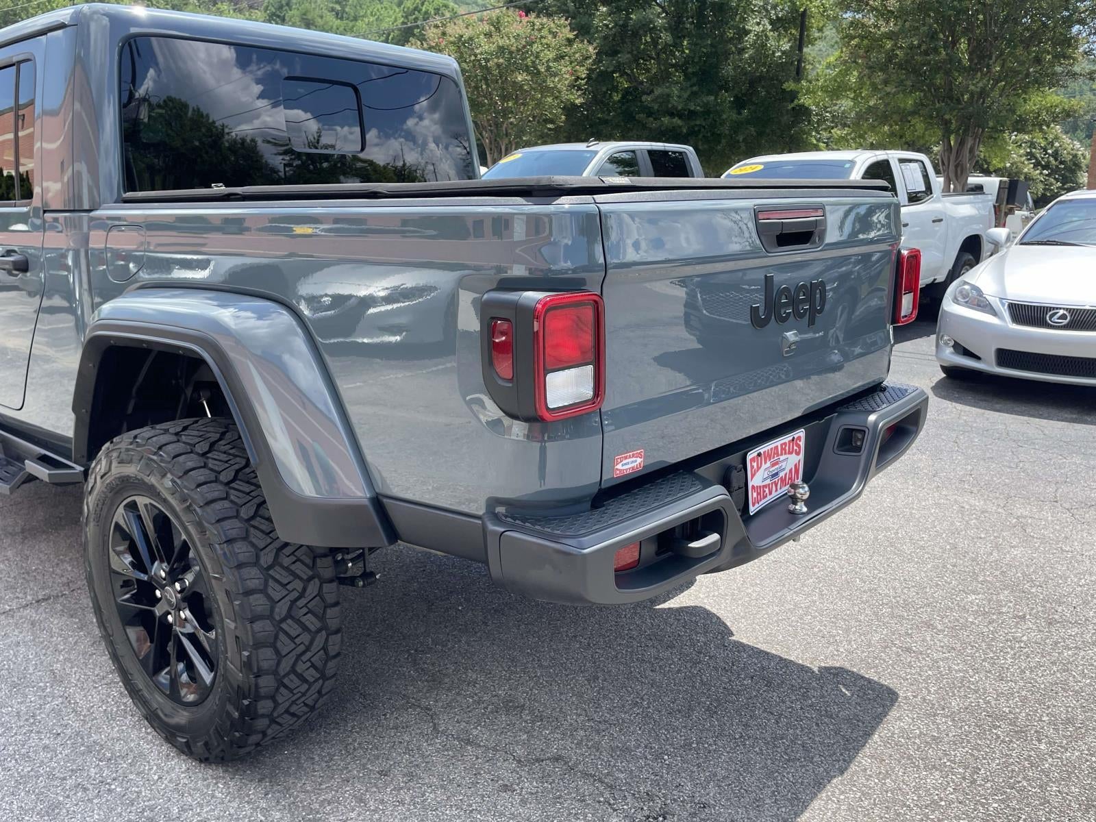 2024 Jeep Gladiator Nighthawk