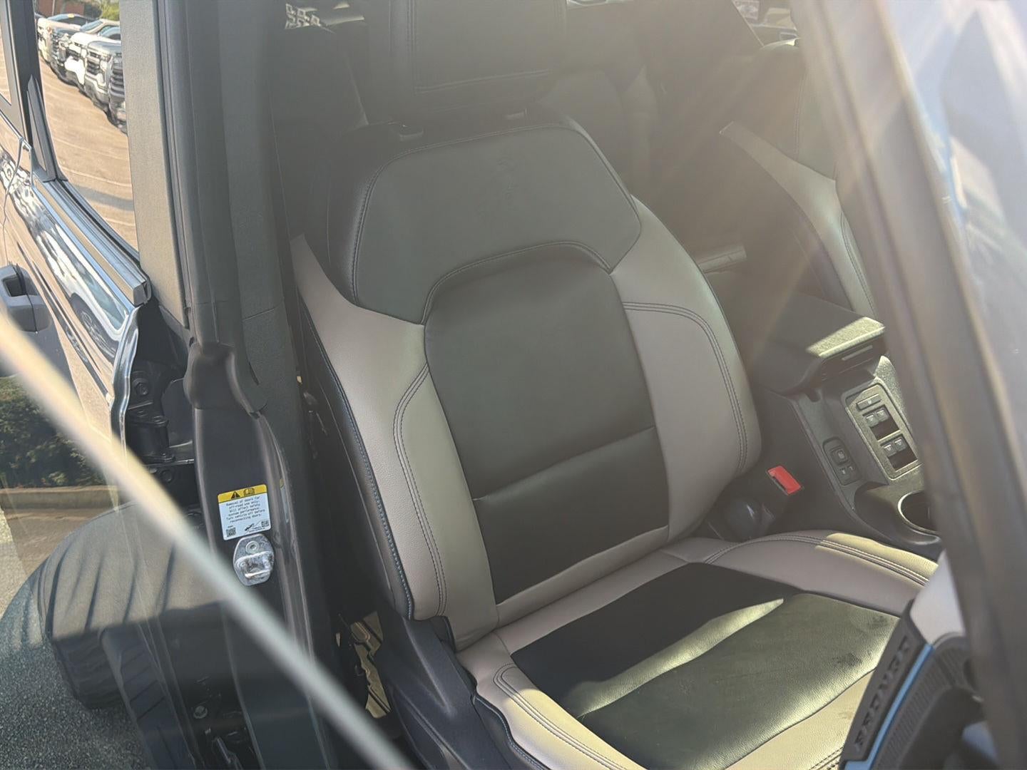 2023 Ford Bronco Base