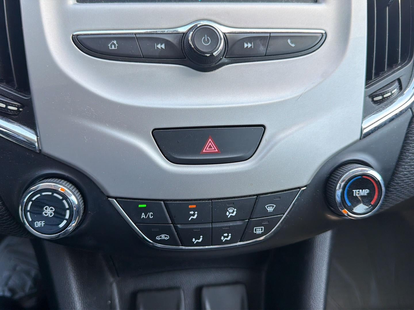 2018 Chevrolet Cruze LS