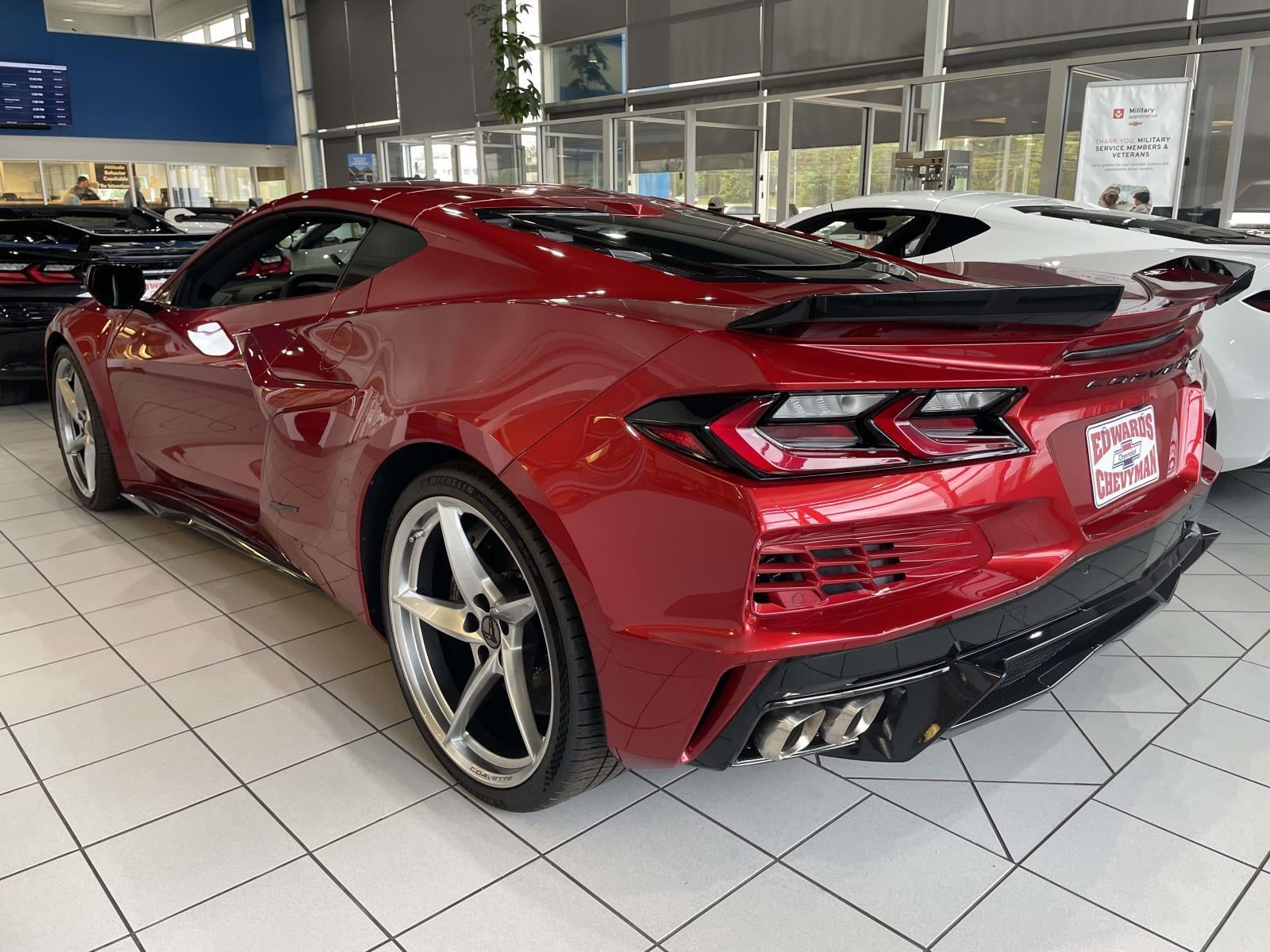 2025 Chevrolet Corvette E-Ray 1LZ