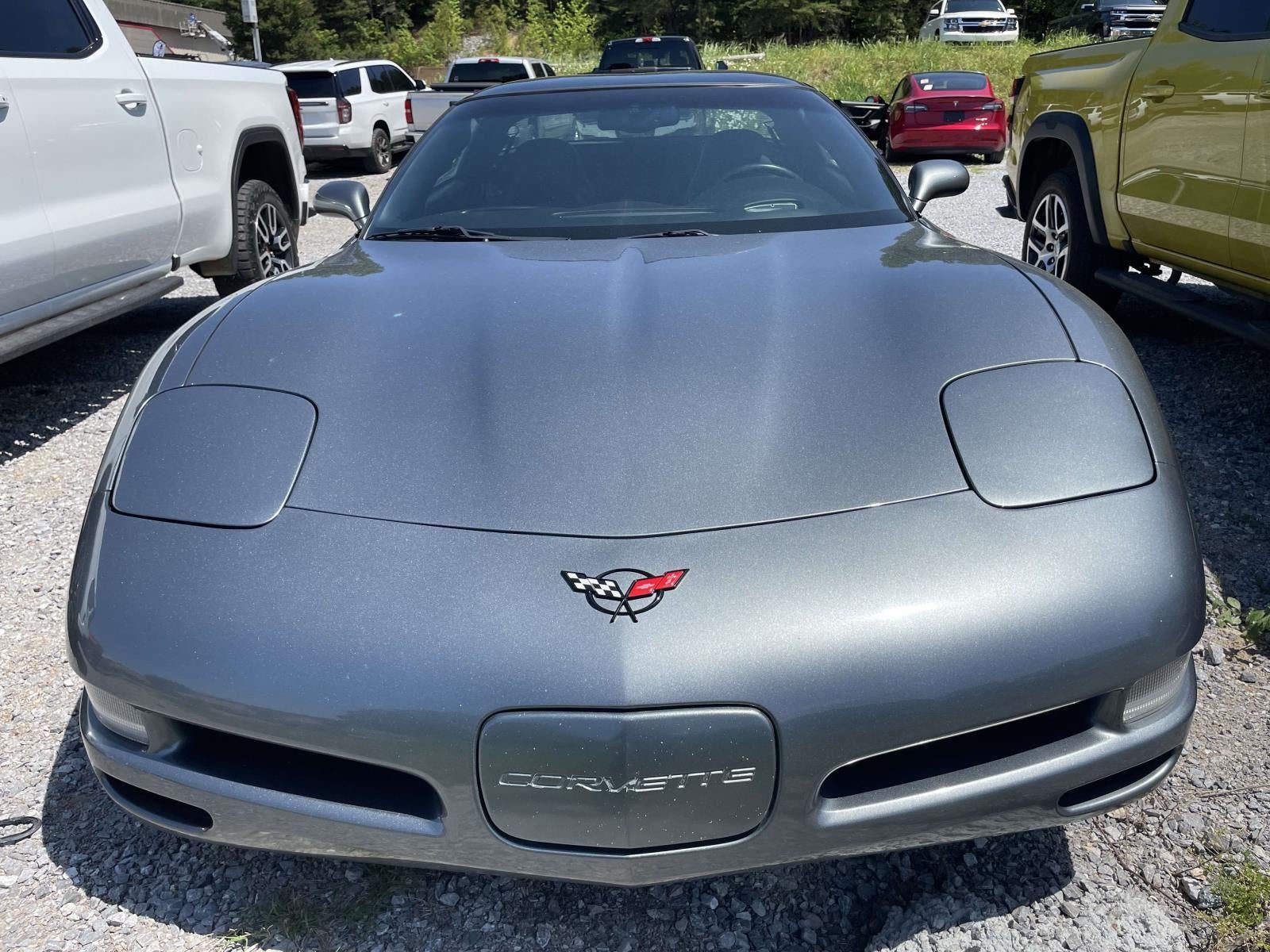2004 Chevrolet Corvette Base