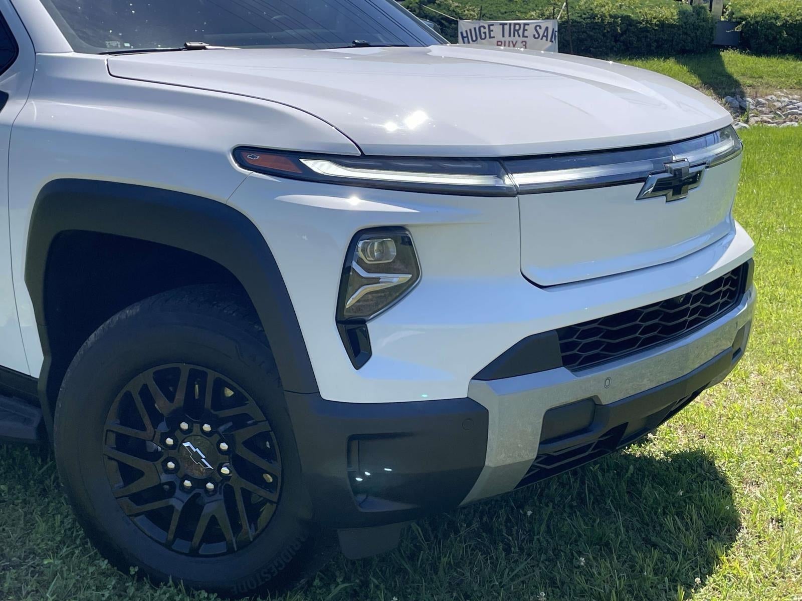 2025 Chevrolet Silverado EV LT - Extended Range